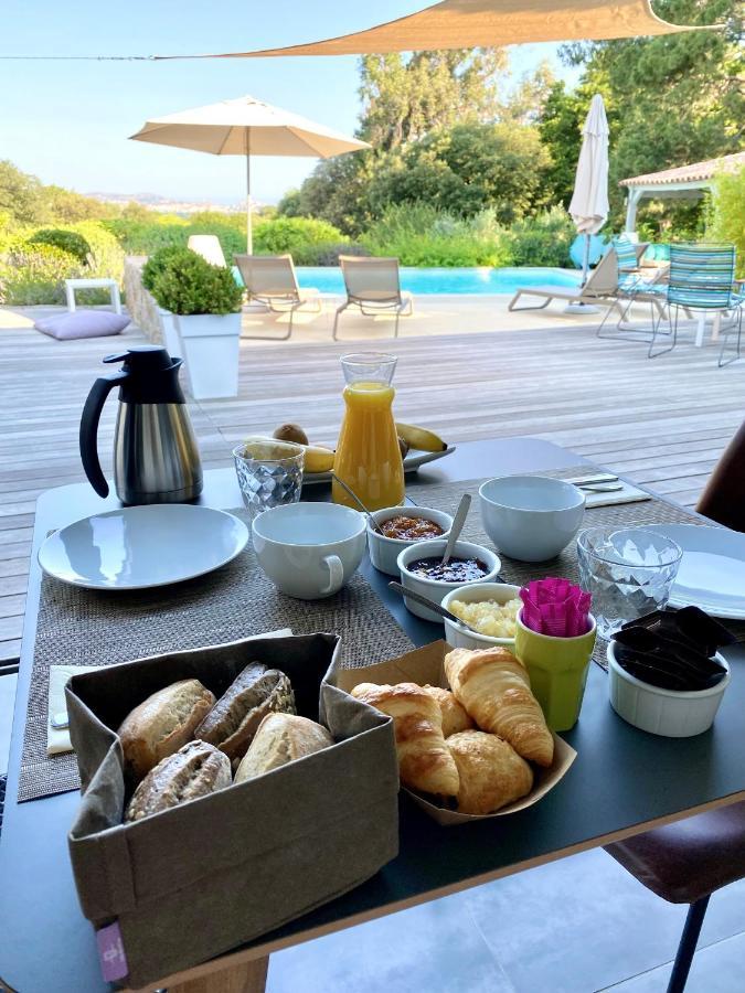 Villa Limone, Maison D'Hotes เกเลนซานา ภายนอก รูปภาพ